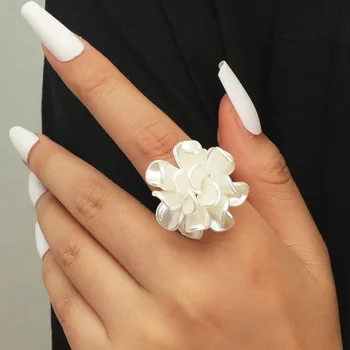 Новые Корейские кольца с белым цветком для женщин, позолоченные регулируемые кольца для девочек, свадебные кольца для помолвки, кольцо для вечеринки, День Святого Валентина